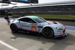 #98 Aston Martin Racing Aston Martin Vantage V8 : Paul Dalla Lana, Pedro Lamy, Mathias Lauda
