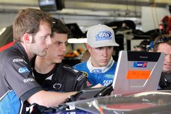 Trevor Bayne, Roush Fenway车队