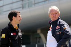 Remi Taffin, Renault Sport F1 Jefe de operaciones de pista y el Dr. Helmut Marko, Red Bull Motorsport Consultor