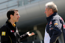 Remi Taffin, Renault Sport F1 Head of track operations and Dr Helmut Marko, Red Bull Motorsport Consultant