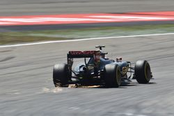 Пастор Мальдонадо, Lotus F1 E23 sdsf