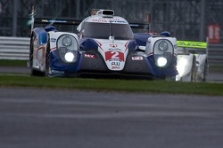 #2 Toyota Racing Toyota TS040-Hybrid: Александр Вурц, Стефан Сарразен, Майк Конвей