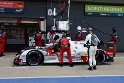 #7 Audi Sport Team Joest Audi R18 e-tron quattro: Marcel Fassler, Andre Lotterer, Benoit TreÌluyer
