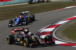 Romain Grosjean, Lotus F1 E23