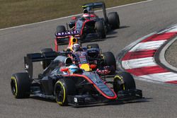 Фернандо Алонсо, McLaren MP4-30