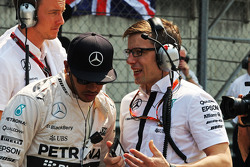 Lewis Hamilton, Mercedes AMG F1 with Peter Bonnington, Mercedes AMG F1 Race Engineer