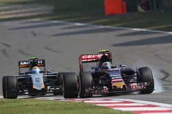 Carlos Sainz Jr., Scuderia Toro Rosso STR10 bloque les roues au freinage