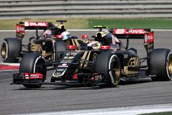 Pastor Maldonado, Lotus F1 Team e Romain Grosjean, Lotus F1 Team