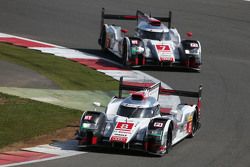 #7 Audi Sport Team Joest R18 e-tron quattro : Marcel Fassler, Andre Lotterer, Benoit Tréluyer et la #8 Audi Sport Team Joest R18 e-tron quattro : Lucas di Grassi, Loic Duval, Oliver Jarvis