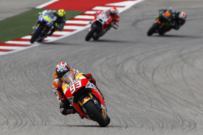 Marc Marquez, Repsol Honda Team y Valentino Rossi, Yamaha Factory Racing y Bradley Smith, Yamaha Tech 3