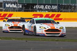 #98 Aston Martin Racing Vantage V8: Paul Dalla Lana, Mathias Lauda, Pedro Lamy