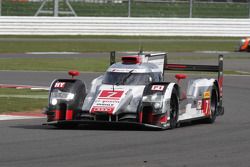 #7 Audi Sport Team Joest R18 e-tron quattro : Marcel Fassler, Andre Lotterer, Benoit Tréluyer