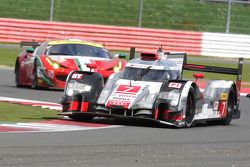 #7 Audi Sport Team Joest R18 e-tron quattro: Marcel Fassler, Andre Lotterer, Benoit Tréluyer