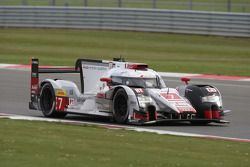 #7 Audi Sport Team Joest R18 e-tron quattro: Marcel Fassler, Andre Lotterer, Benoit Tréluyer