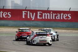 Pepe Oriola, SEAT Leon Racer, Team Craft-Bamboo LUKOIL , Andrea Belicchi, SEAT Leon Racer, Target Co