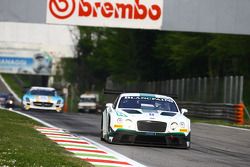 #8 Bentley Team M-Sport Bentley Continental GT3: Maximilian Buhk, Andy Soucek, Maxime Soulet