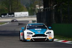 #44 Oman Racing Team, Aston Martin Vantage GT3: Daniel Lloyd, Ahmad Al Harthy, Jonathan Adam