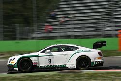 #8 Bentley Team M-Sport Bentley Continental GT3: Maximilian Buhk, Andy Soucek, Maxime Soulet