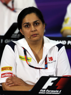 Monisha Kaltenborn, Sauber director del equipo en la conferencia de prensa de la FIA