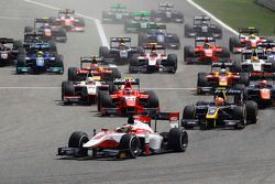 Start: Stoffel Vandoorne, ART Grand Prix, leidt