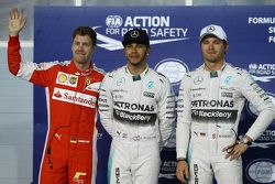 Pole pour Lewis Hamilton, Mercedes AMG F1, 2e place pour Sebastian Vettel, Ferrari SF15-T et 3e place pour Nico Rosberg, Mercedes AMG F1 W06