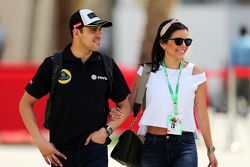 Pastor Maldonado, Lotus F1 Team et sa femme Gabriela Tarkanyi