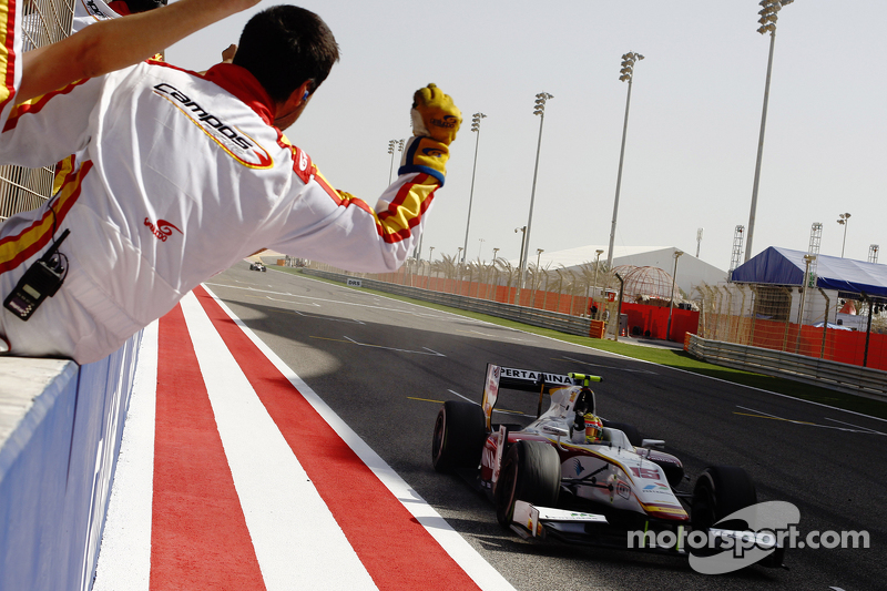 Rio Haryanto, Campos Racing crosses the line to win the race.