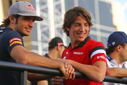 Карлос Сайнс мл., Scuderia Toro Rosso и Роберто Мери, Manor F1 Team