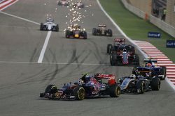 Карлос Сайнс мл., Scuderia Toro Rosso STR10