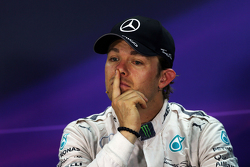 Nico Rosberg, de Mercedes AMG F1 en la carrera posterior Conferencia de prensa de la FIA
