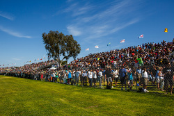 Long Beach fans