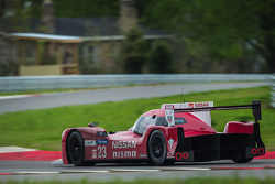#23 Nissan Motorsports Nissan GT-R Nismo