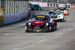 #31 EFFORT Racing Porsche 911 GT3 R: Ryan Dalziel