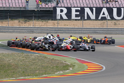 Meindert van Buuren, Lotus tomó la delantera en el inicio