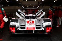 #8 Audi Sport Team Joest Audi R18 e-tron quattro Lucas di Grassi, Loic Duval, Oliver Jarvis