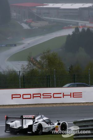 #17 Porsche Team Porsche 919 Hybrid Hybrid: Timo Bernhard, Mark Webber, Brendon Hartley