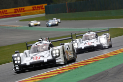 #17 Porsche Team 919 Hybrid: Timo Bernhard, Mark Webber, Brendon Hartley and #19 Porsche Team 919 Hybrid Nico Hulkenberg, Earl Bamber, Nick Tandy