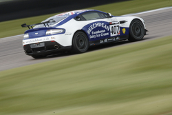 Jamie Chadwick and Ross Gunn, Beechdean Aston Martin GT4 Challenge