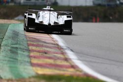 #17 Porsche Team 919 Hybrid: Timo Bernhard, Mark Webber, Brendon Hartley