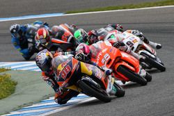 Karel Hanika, Red Bull KTM Ajo devant un groupe