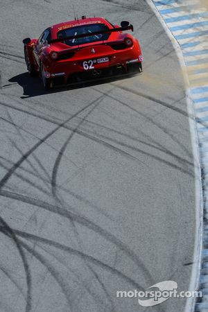 #62 Risi Competizione Ferrari F458: Pierre Kaffer, Giancarlo Fisichella, Olivier Beretta