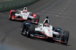 Will Power en Simon Pagenaud, Team Penske Chevrolets
