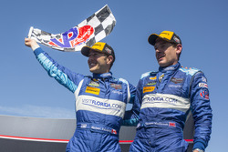 #90 VisitFlorida.com Racing Corvette DP : Richard Westbrook, Michael Valiante