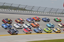 Pack racing at Talladega