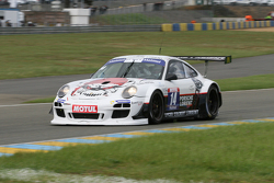 #14 Porsche Lorient Porsche 911 GT3 R : Eric Mouez, Gilles Blasco, David Loger