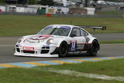 #14 Porsche Lorient Porsche 911 GT3 R : Eric Mouez, Gilles Blasco, David Loger