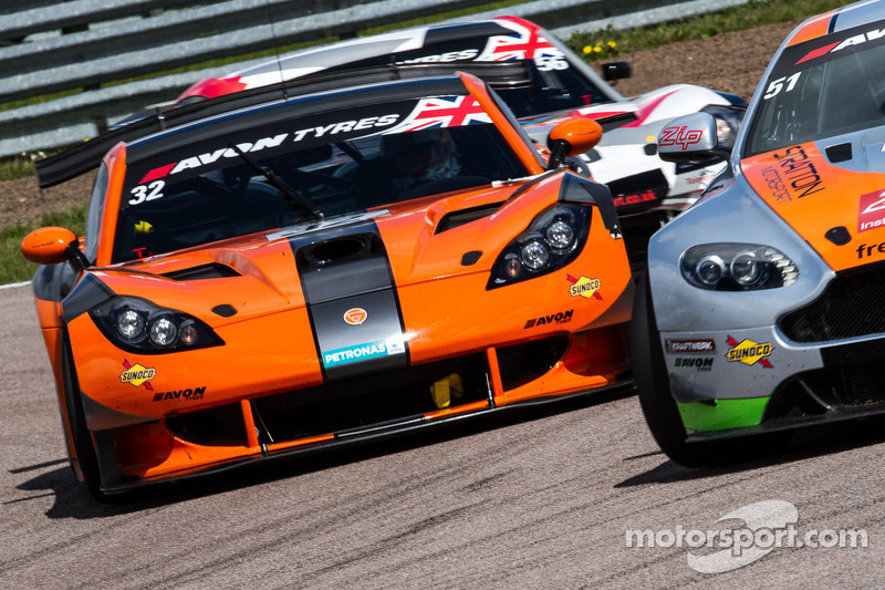 #32 Team LNT Ginetta G55 GT3: Steve Tandy, Mike Simpson