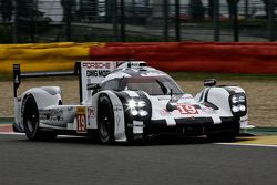 #19 Porsche Team Porsche 919 Hybrid Hybrid: Nico Hulkenberg, Earl Bamber, Nick Tandy