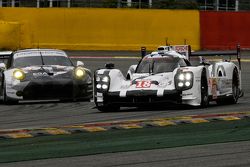 #18 Porsche Team Porsche 919 Hybrid Hybrid: Romain Dumas, Neel Jani, Marc Lieb