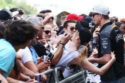 Nico Hulkenberg, Sahara Force India F1 with fans